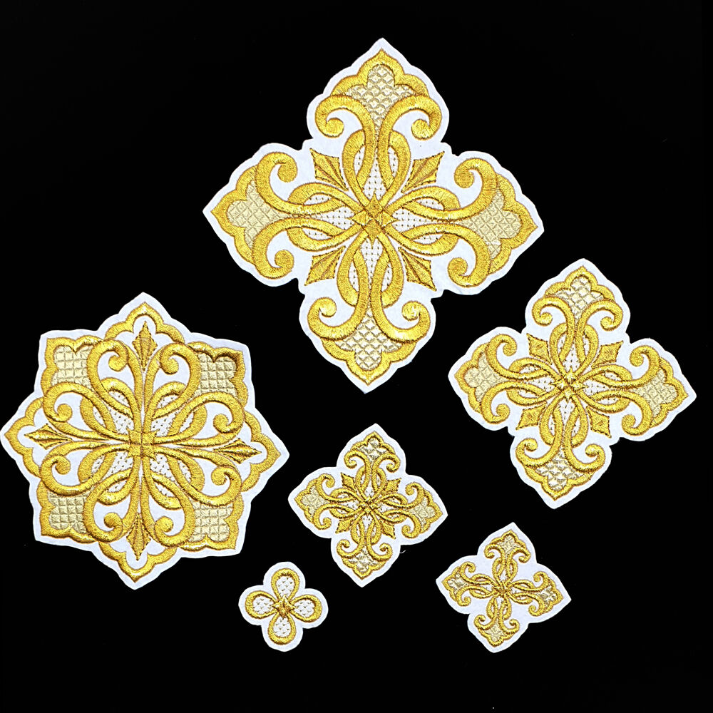 Embroidered crosses for the priest (Ascension)