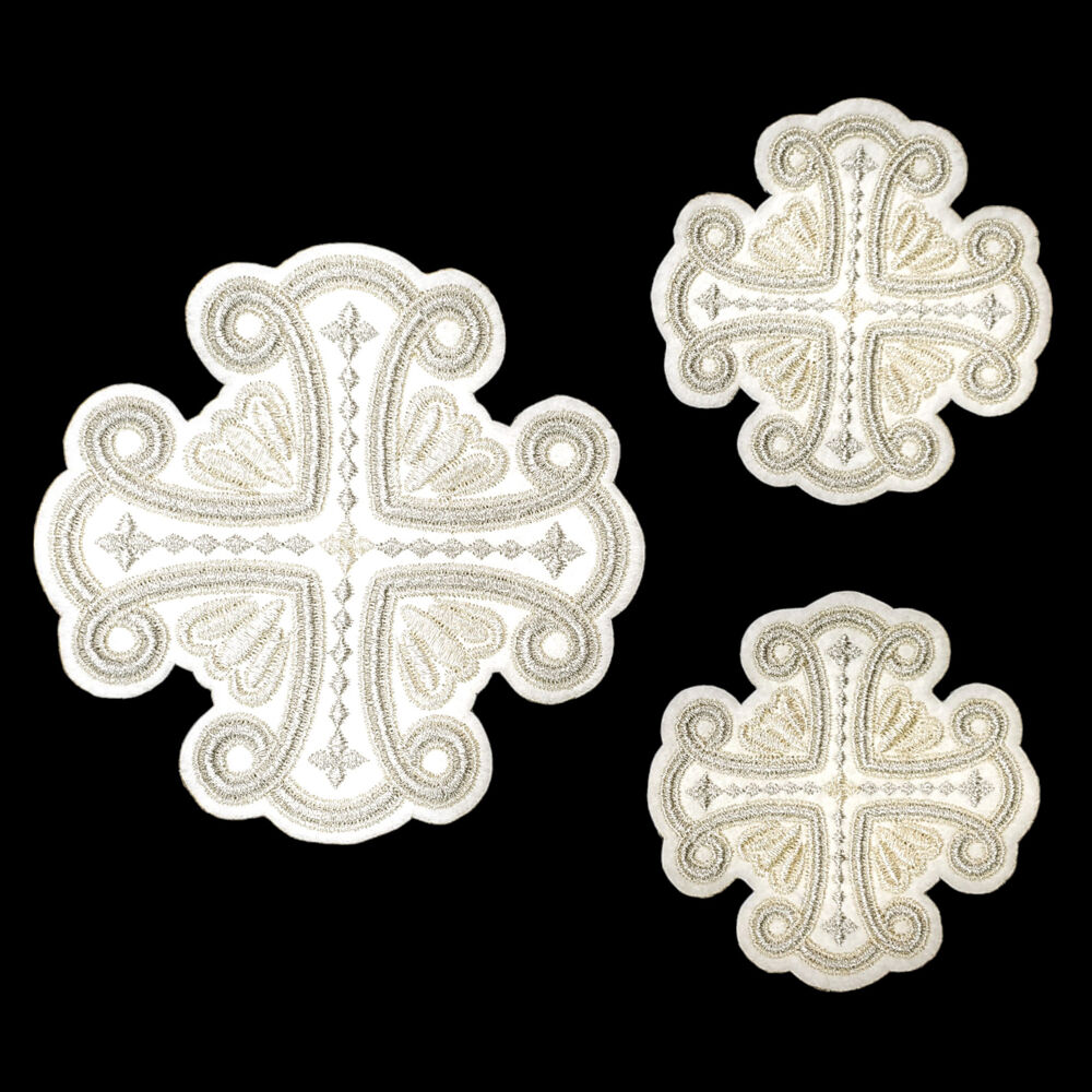 A set of crosses for the liturgical set (Favor)
