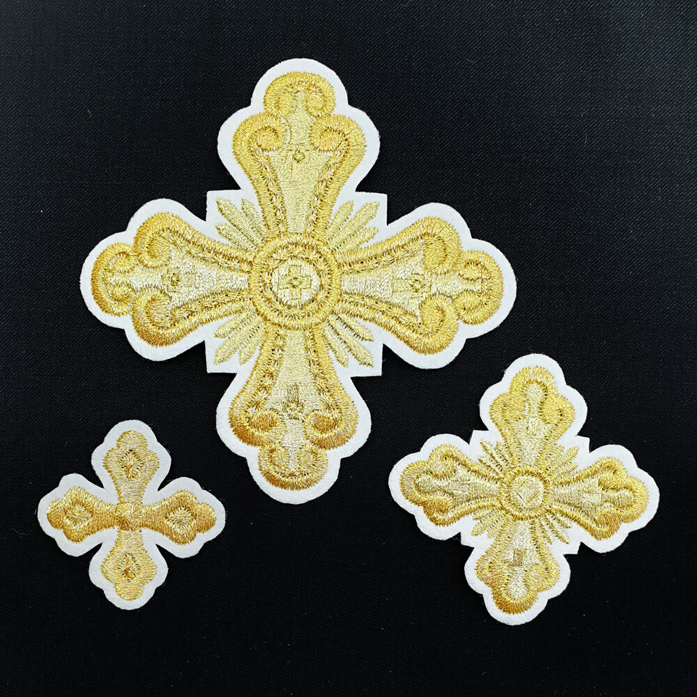 Set of embroidered crosses (Annunciation)
