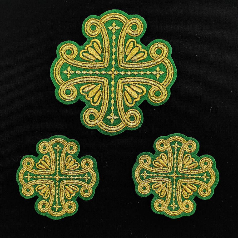 Embroidered crosses for covers (Favor)