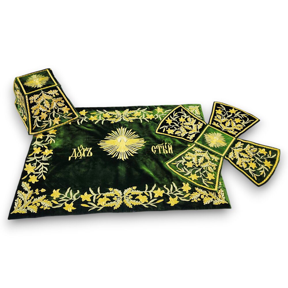 Liturgical set (Trinity) (Chalice with petals) Liturgical set (Trinity) (Chalice with petals)