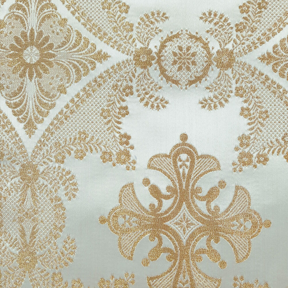 White brocade for church vestments (Lubech)