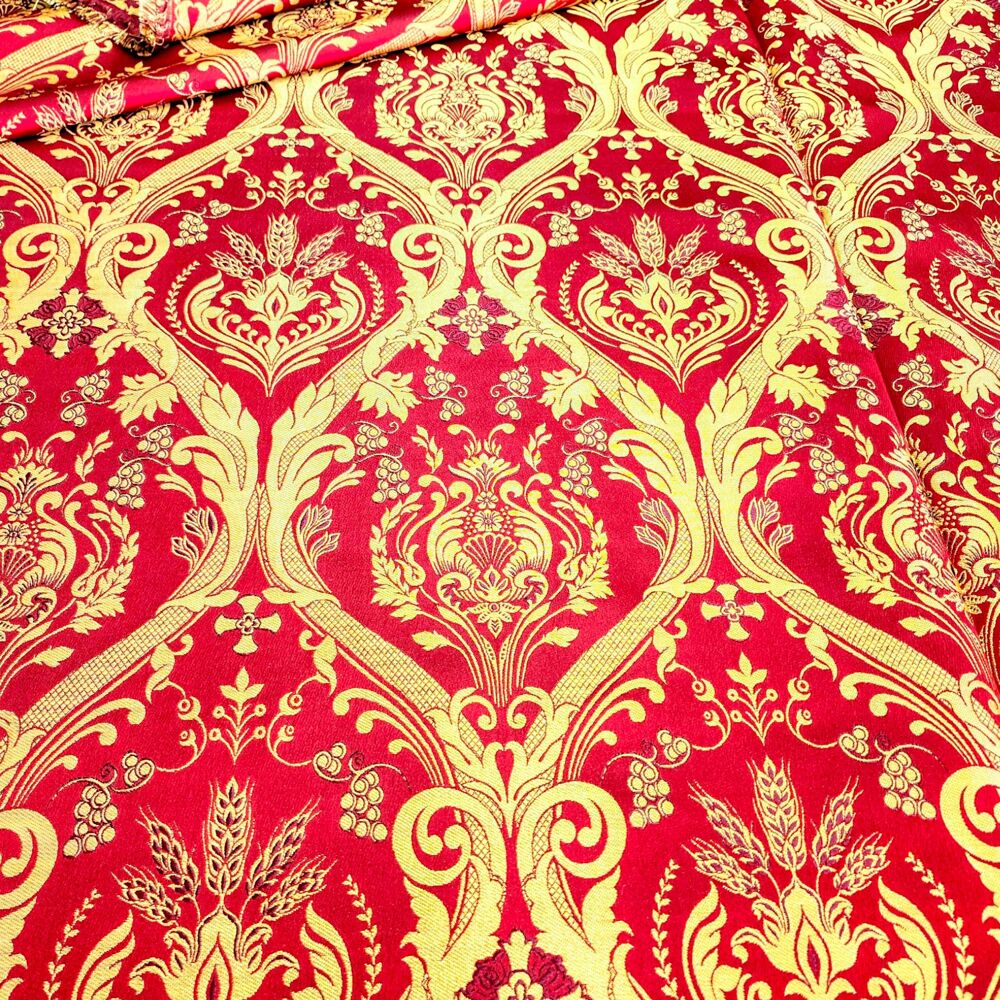 Brocade red (Chernigov) Brocade red (Chernigov)