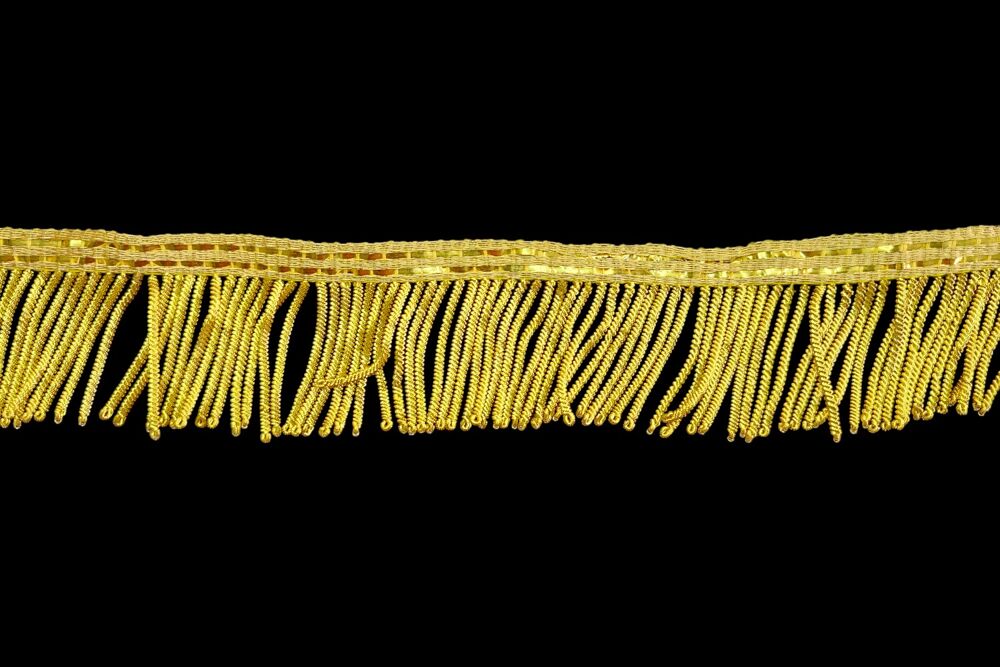 Fringe made of wire for bishops' vestments