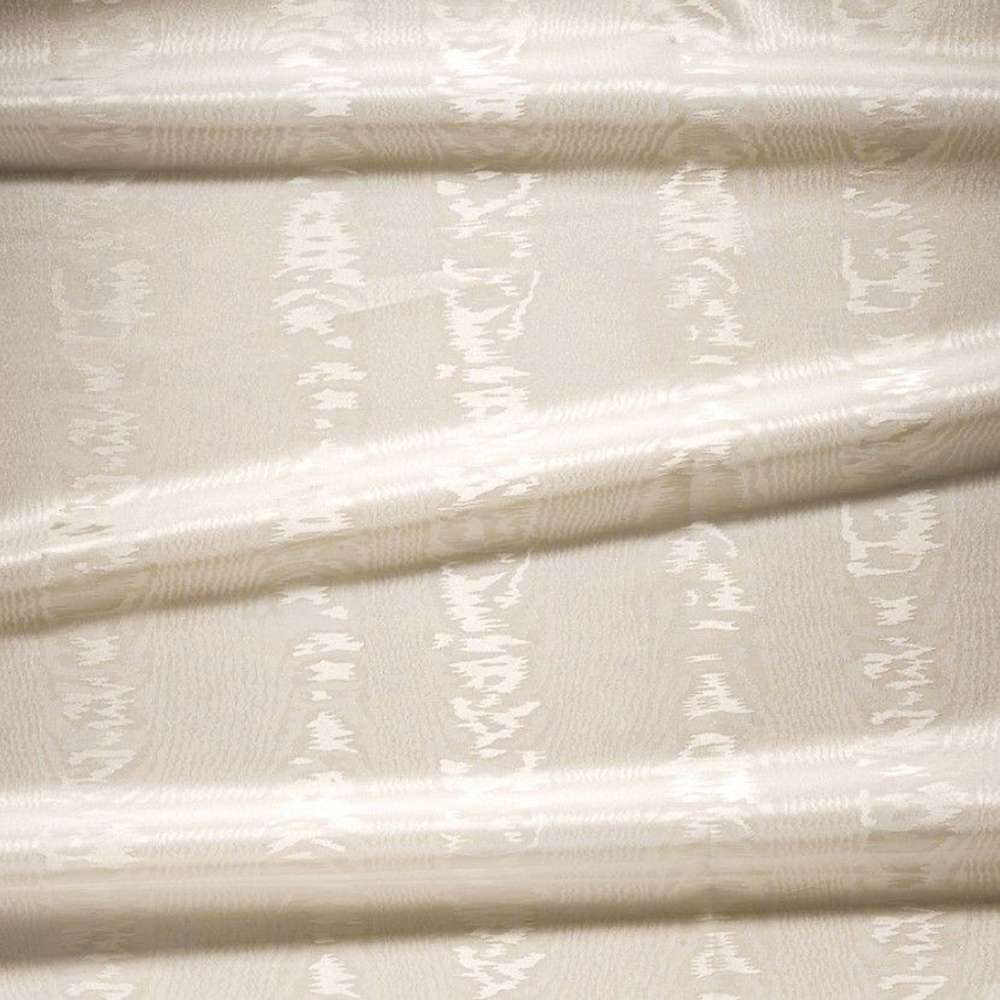 Moire white for vestments (300cm wide)