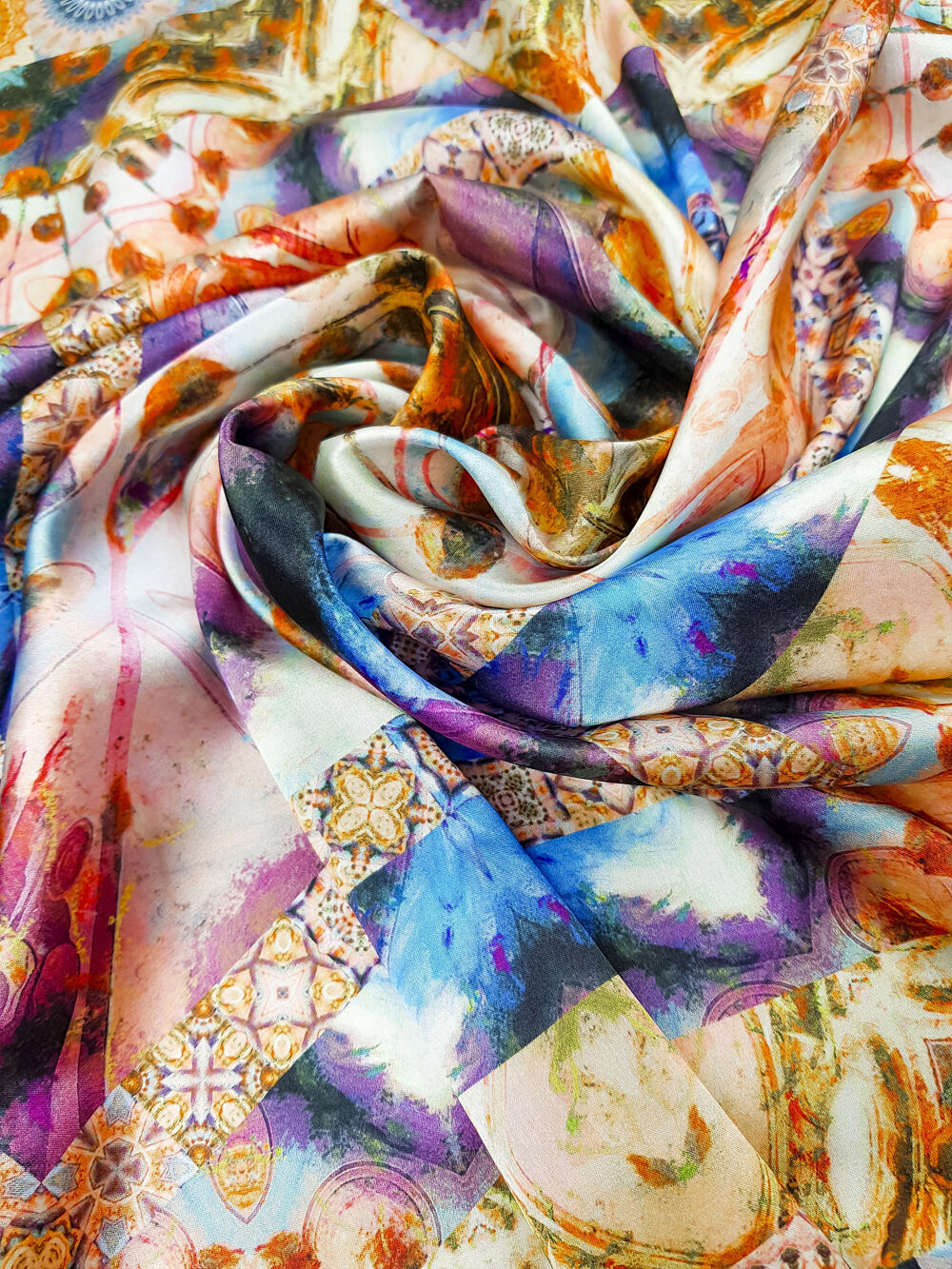 Headscarf (Church of Nicholas on the water chandelier) buy