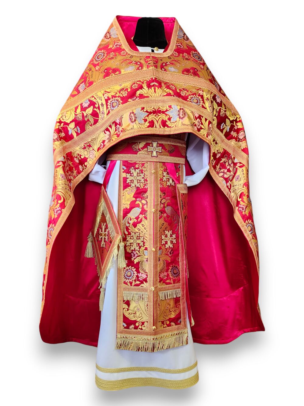 Priestly vestments of Russian cut