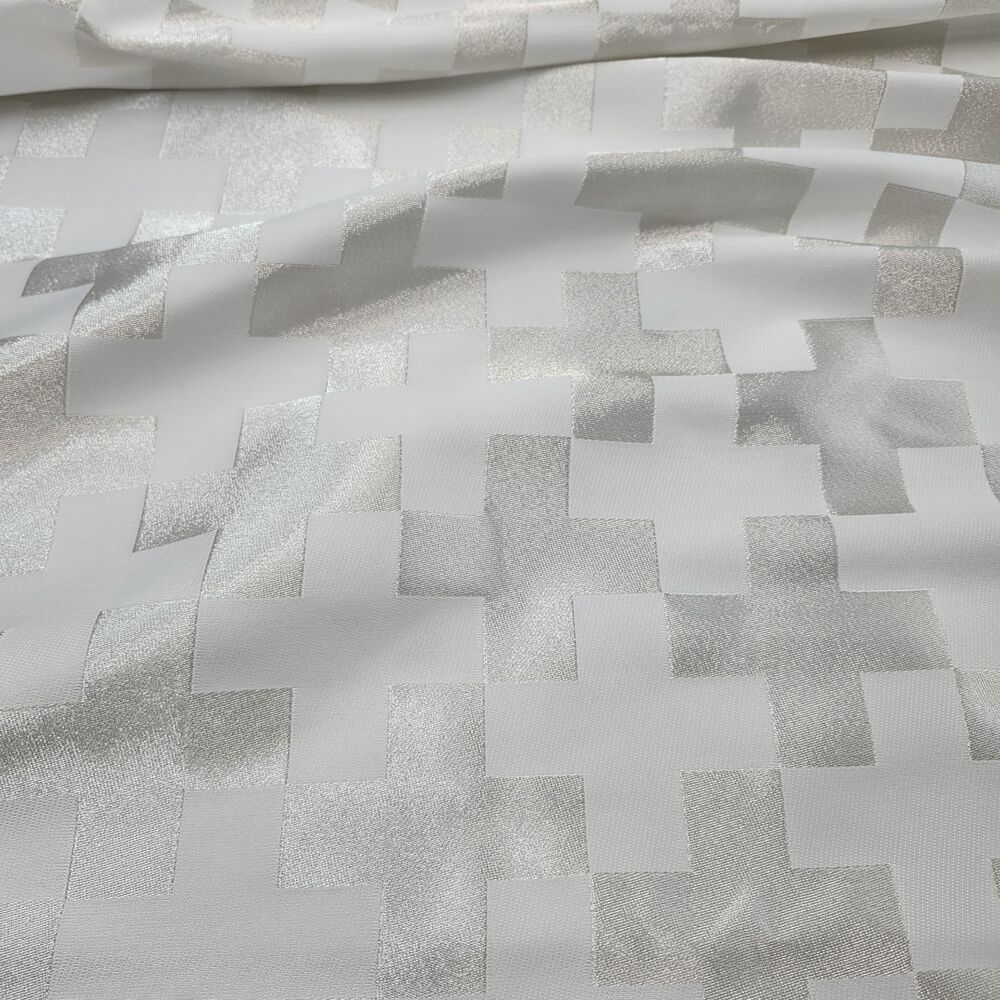 Brocade (Polystavry Cross) white with silver