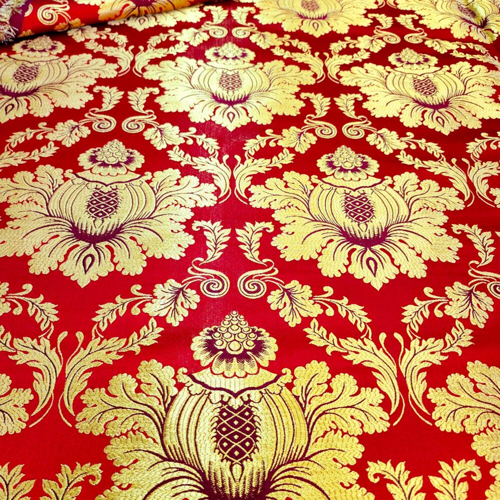 Brocade red (Damascus)