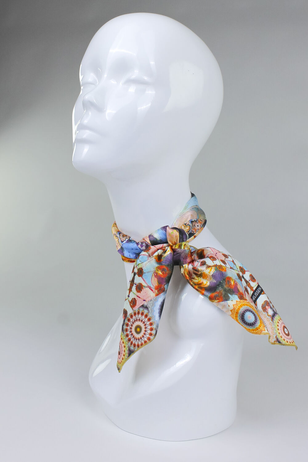 Headscarf (Church of Nicholas on the water chandelier)