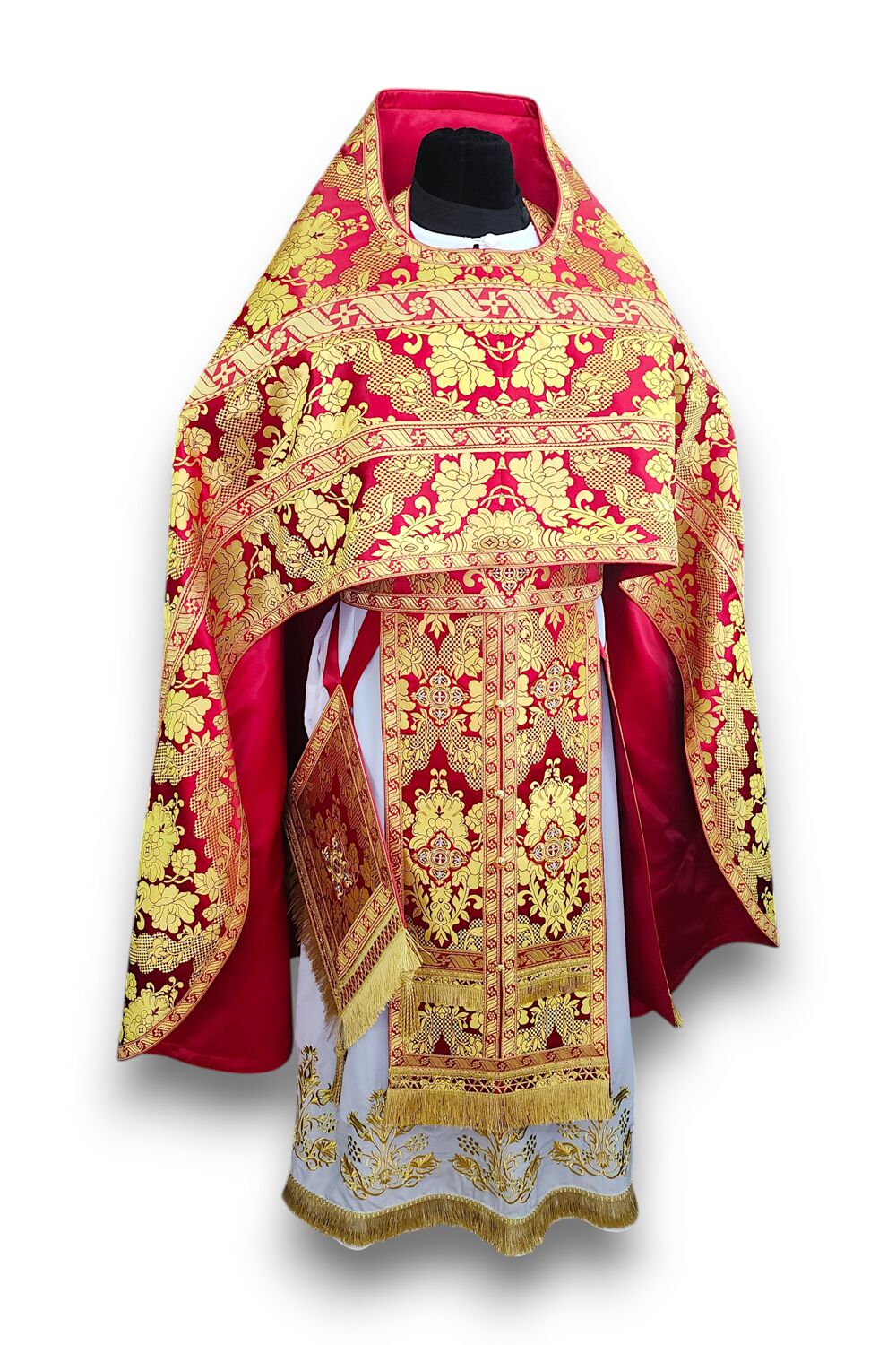 Облачення на Різдво з іконою на опліччі