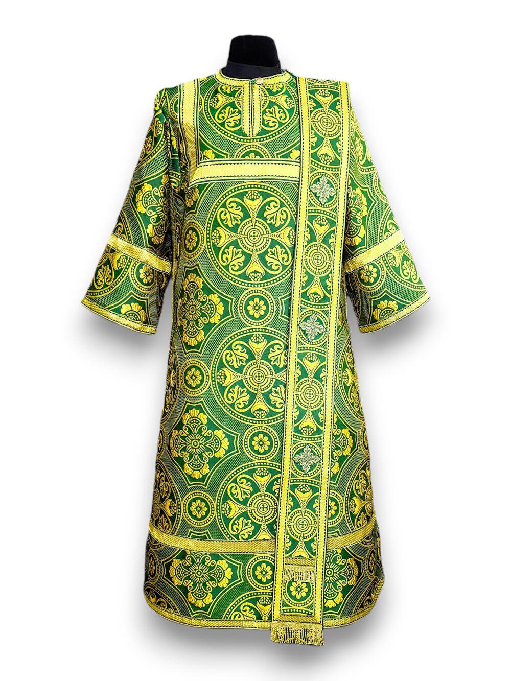 Green vestments of a deacon with single orarion