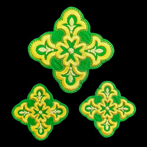 (Floral) Set for the liturgy green with gold