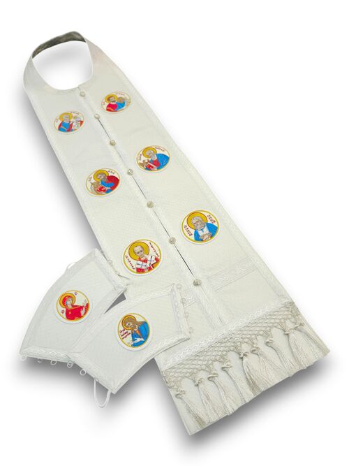 Требный комплект с вышитыми иконами