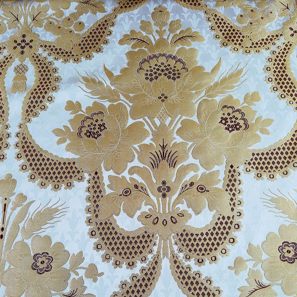 Парча для священника «Храмовая» Парча для священника «Храмовая»