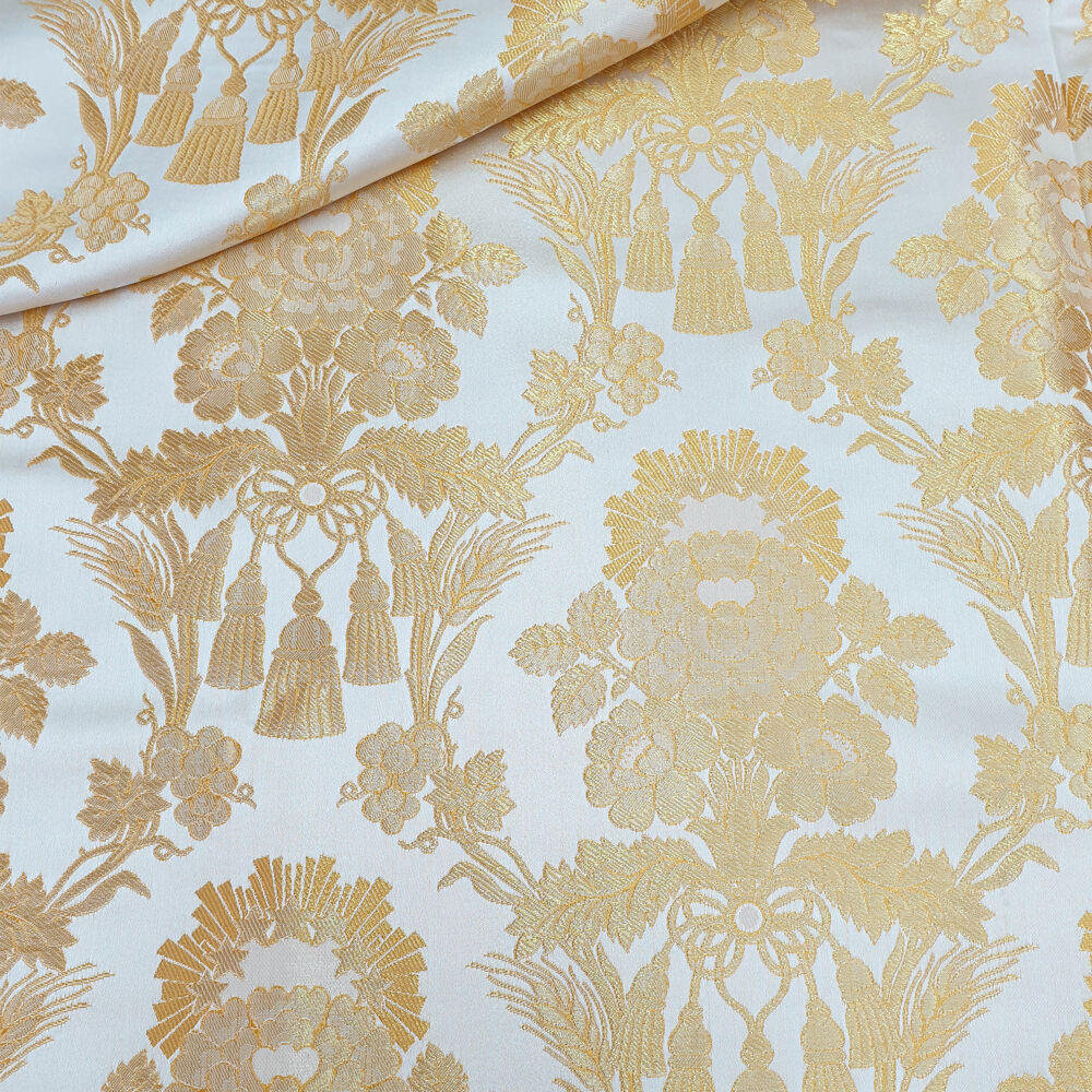 Парча греческая белая «Каменный цветок» Парча греческая белая «Каменный цветок»