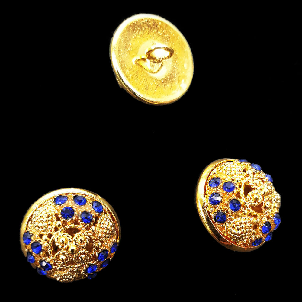Пуговицы золотого цвета с синими камнями