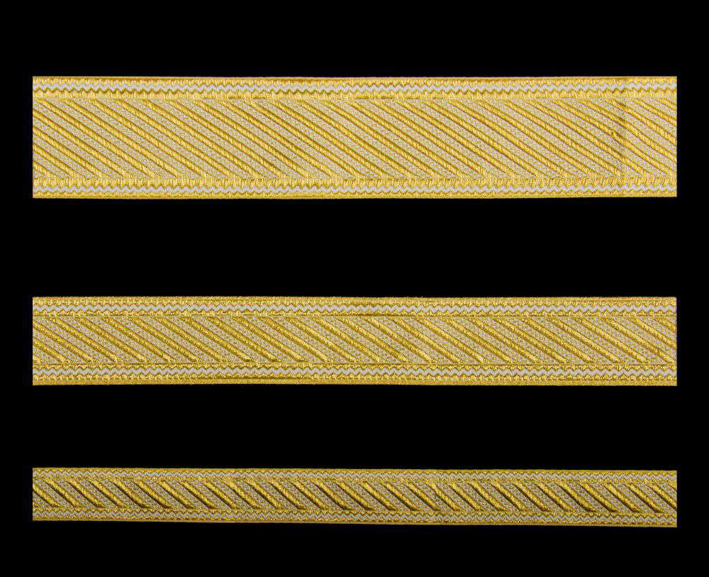 Галун «Дамаск» белый с золотом Галун «Дамаск» белый с золотом