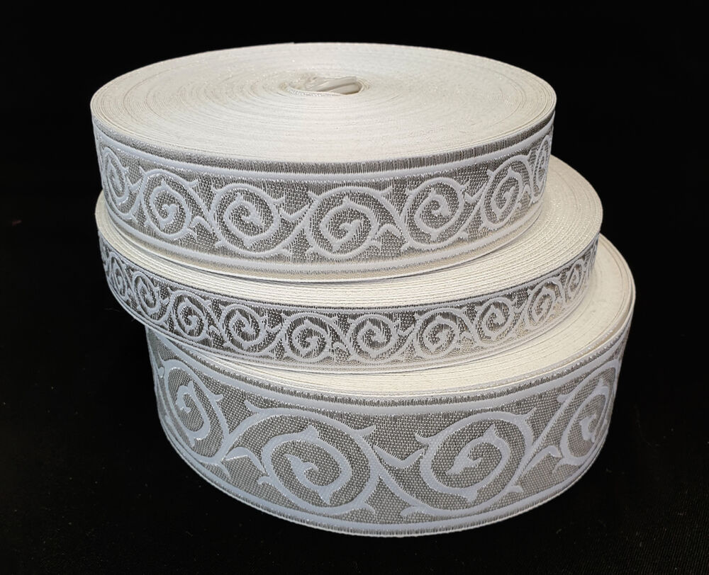 Галун «Голгофа» белый с серебром Галун «Голгофа» белый с серебром