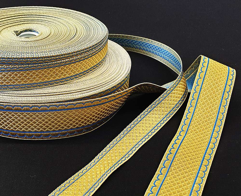 Галун голубой с золотом «Рождество» Галун голубой с золотом «Рождество»