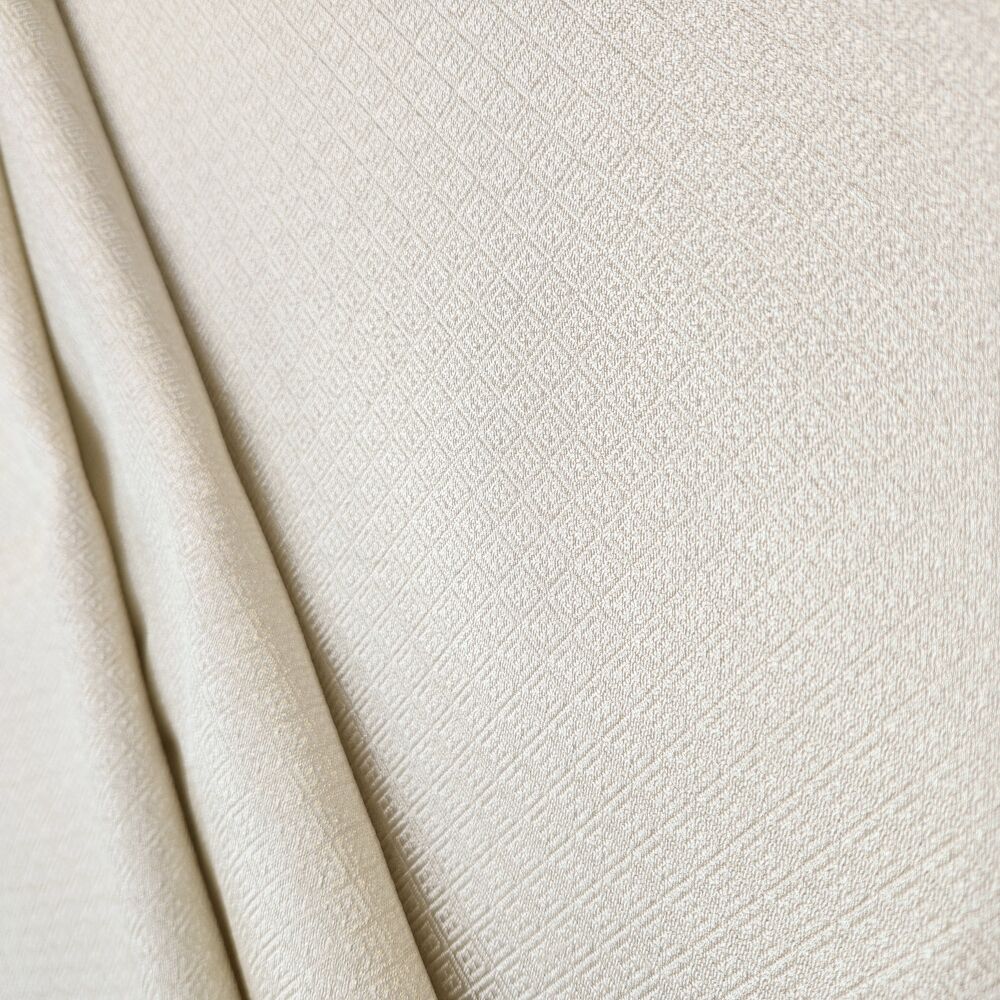 Парча для вишивки «Ромбік» срібло світле Парча для вишивки «Ромбік» срібло світле