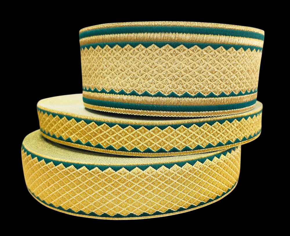 Галун «Ромб» темно зелений із золотом Галун «Ромб» темно зелений із золотом