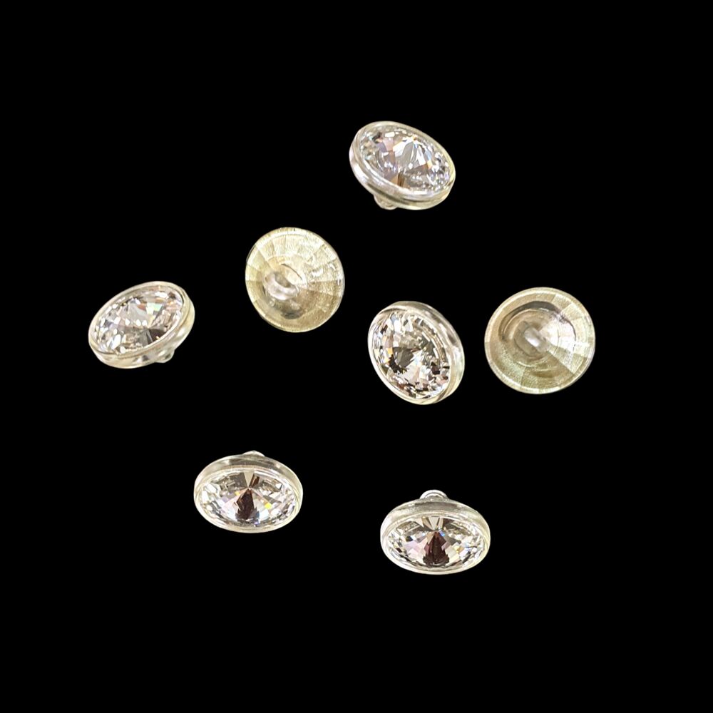 Ґудзики Swarovski для облачення (білі) Ґудзики Swarovski для облачення (білі)